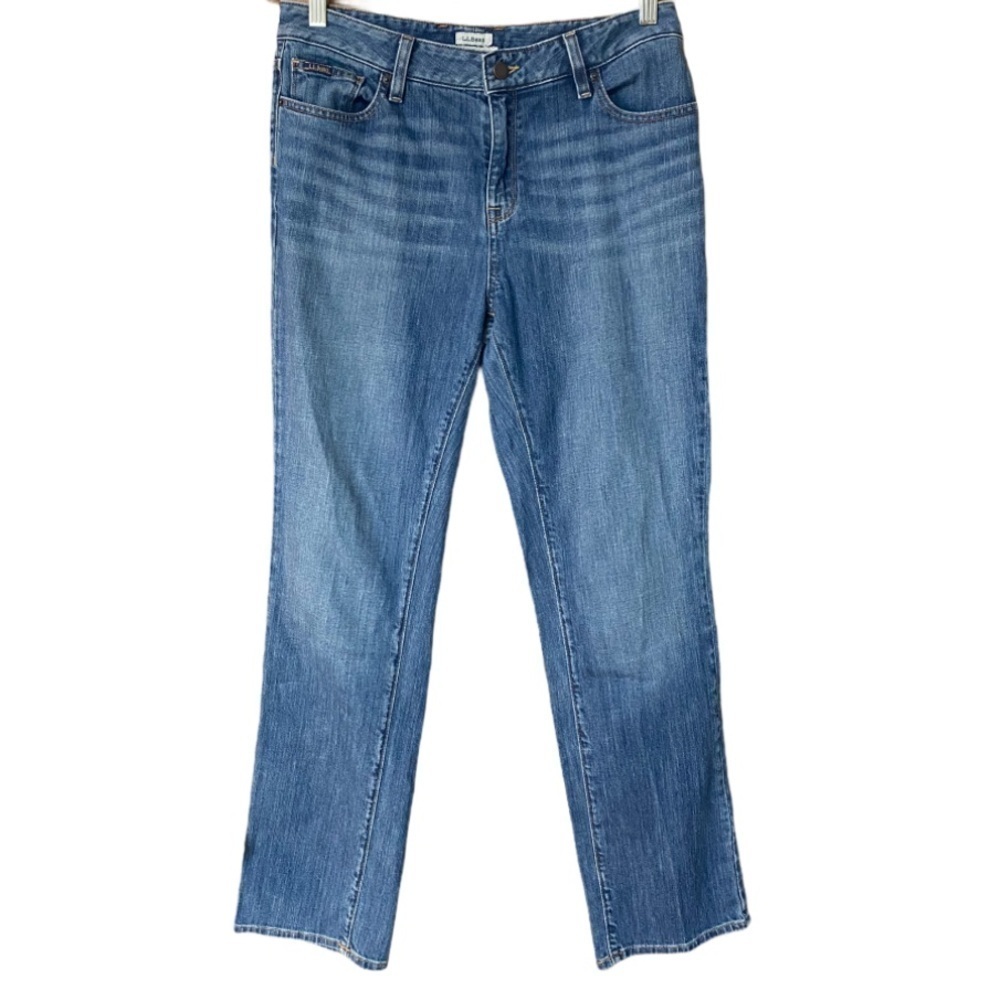 L.L. Bean Favorite fit straight leg jeans 8 reg